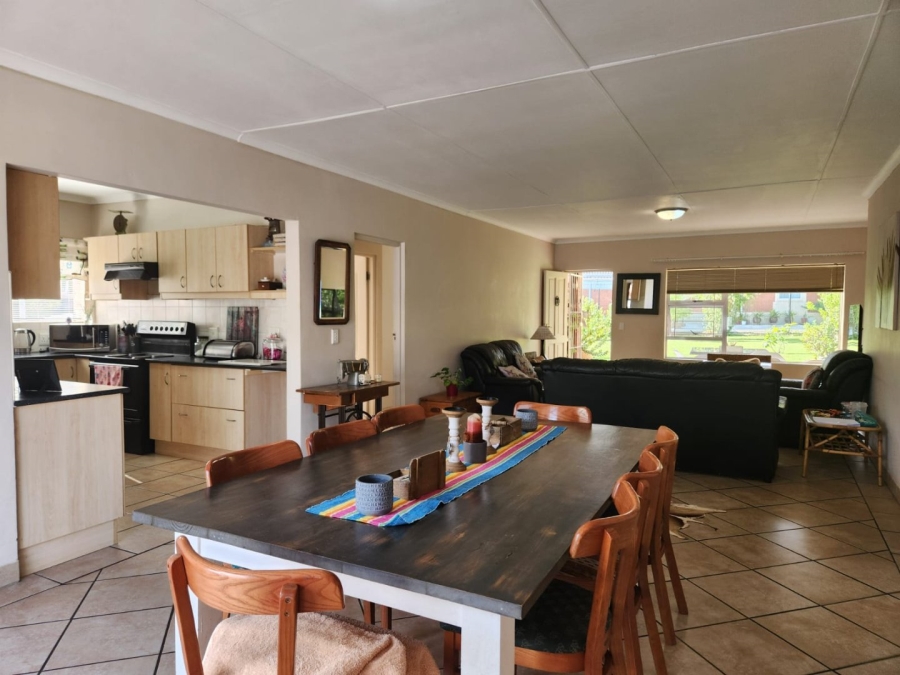 3 Bedroom Property for Sale in Denneoord Western Cape